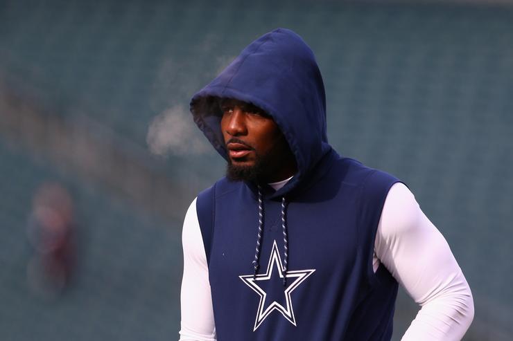 Dez Bryant challenges Logan Paul’s brother, Jake to a boxing match